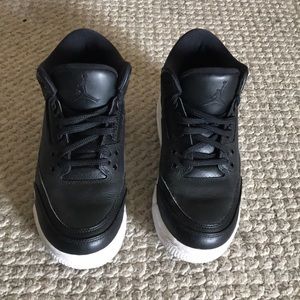 Gently used Air Jordan 3 “cyber monday”